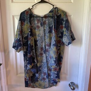 LulaRoe Beach Cover Up Women’s Size 3 Floral Colorful Simply Comfortable